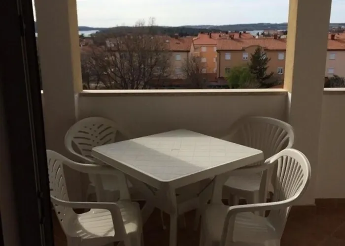 Appartement Benni 1 *