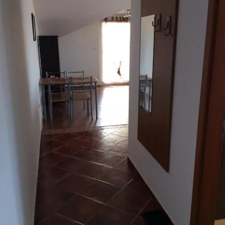 Benni 1 Apartment