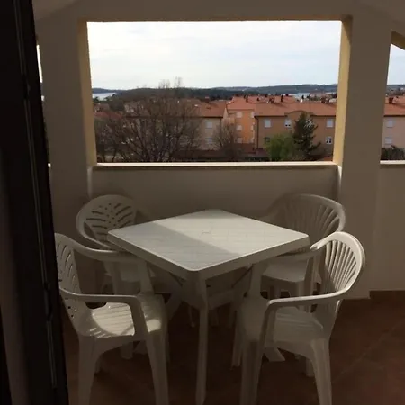 Апартаменты Benni 1 *